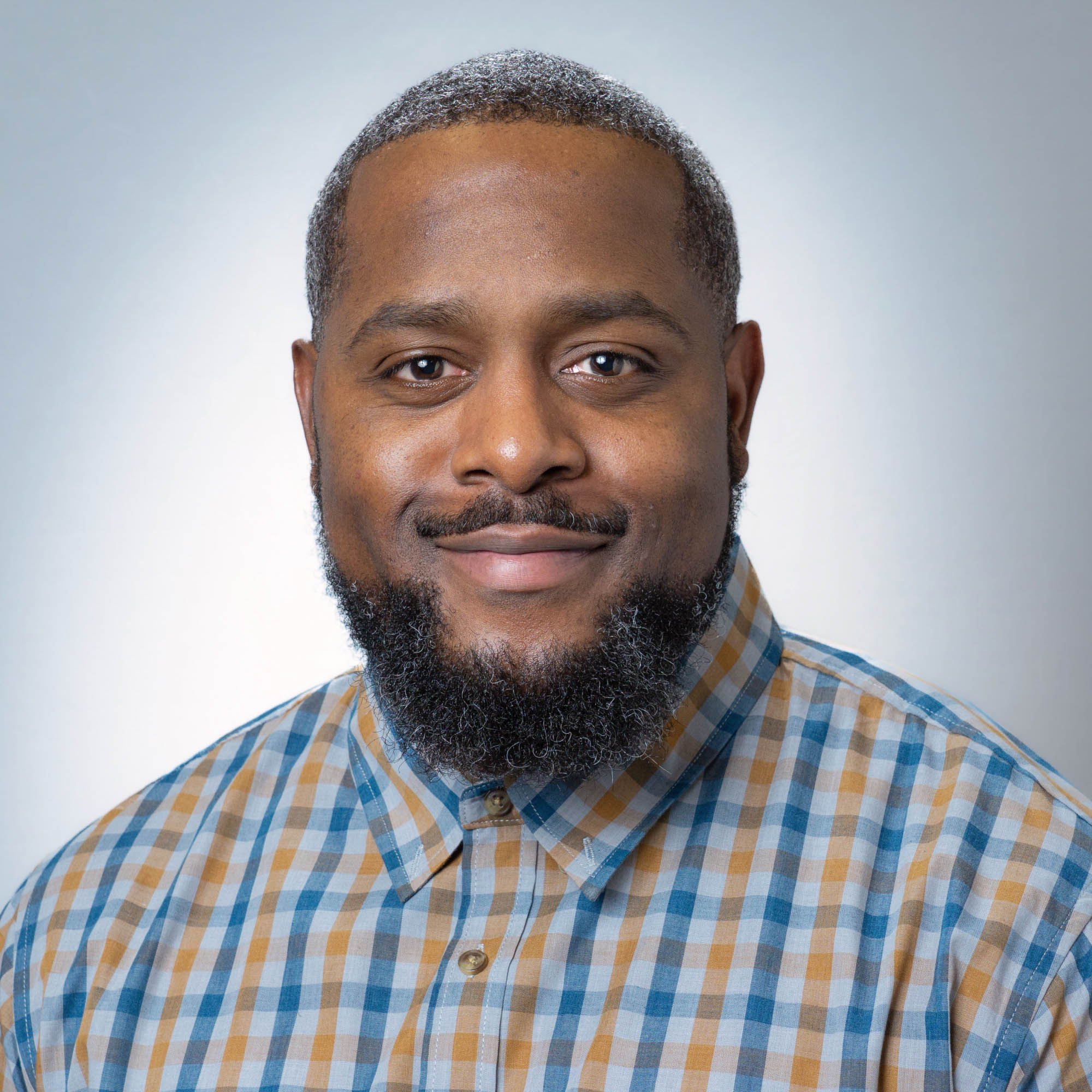 Headshot Jay Billups 045